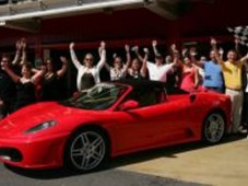 Italia : Guido Ferrari, Lamborghini eller Porsche - 6 varv
