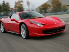 Italia : Provkör två Ferraribilar; F430 och F458 - 4 varv