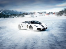 Kör sportbil 60 min - On ice i Åre