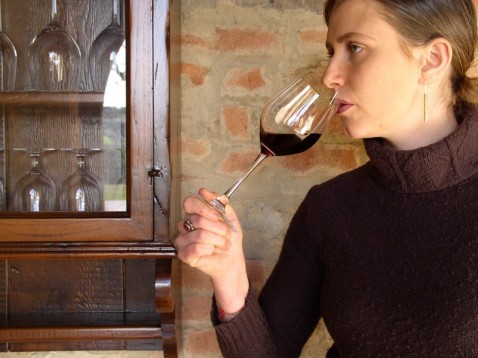 Öka på dina kunskaper om vinets historia.
