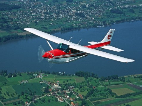 Flyg över Uetliberg i Schweiz