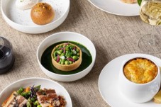 Déjeuner à la Tour Eiffel pour 2 - Menu Brasserie sans boissons - Paris (75)