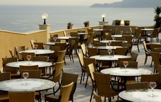 PAUSA DISINTOSSICANTE IN UNA SPA A TAORMINA